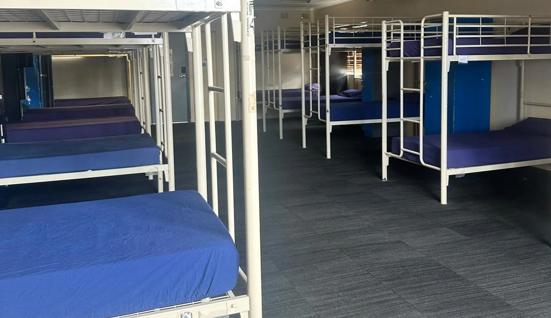 Backpackers In Paradise 18-35 Hostel Gold Coast